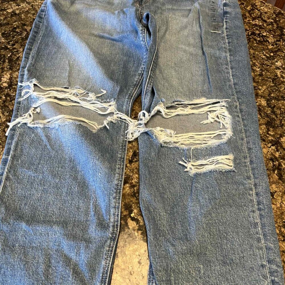 AMERICAN EAGLE SIZE 16 WOMAN'S STRIGID MOM JEAN